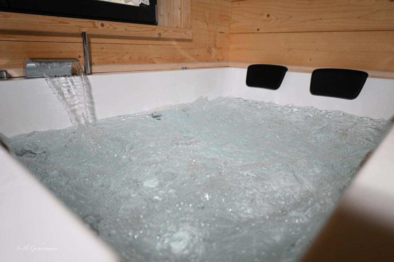 Holzwies Chalets Unterneukirchen Exteriér fotografie